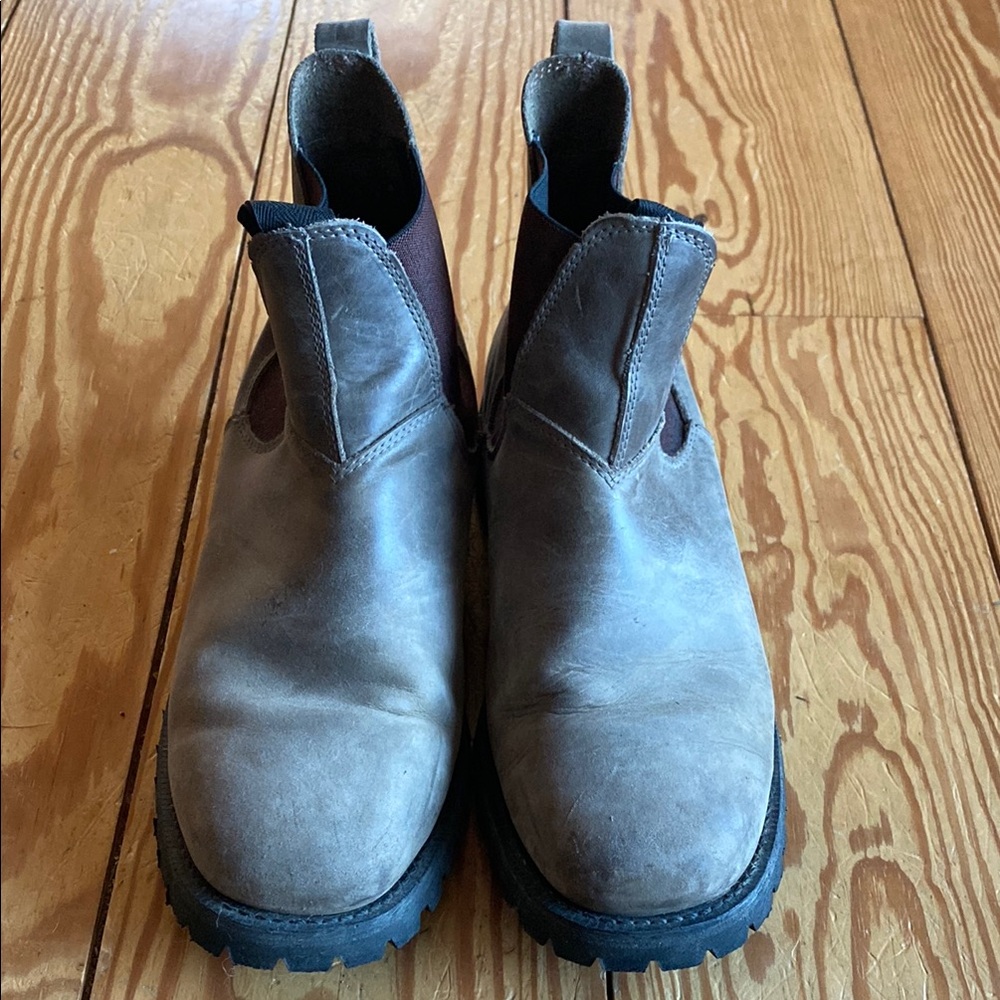 Men's Brown Leather Boots
Canada West